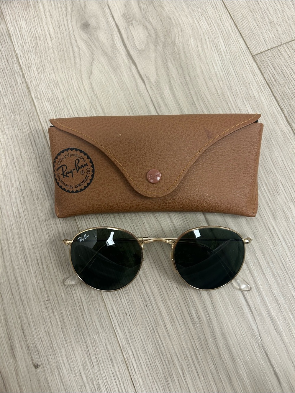 Ray-Ban Women’s RB3447 Polished Arista Gold Round Metal Sunglasses